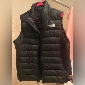 The North Face Black Puffer Vest 550
